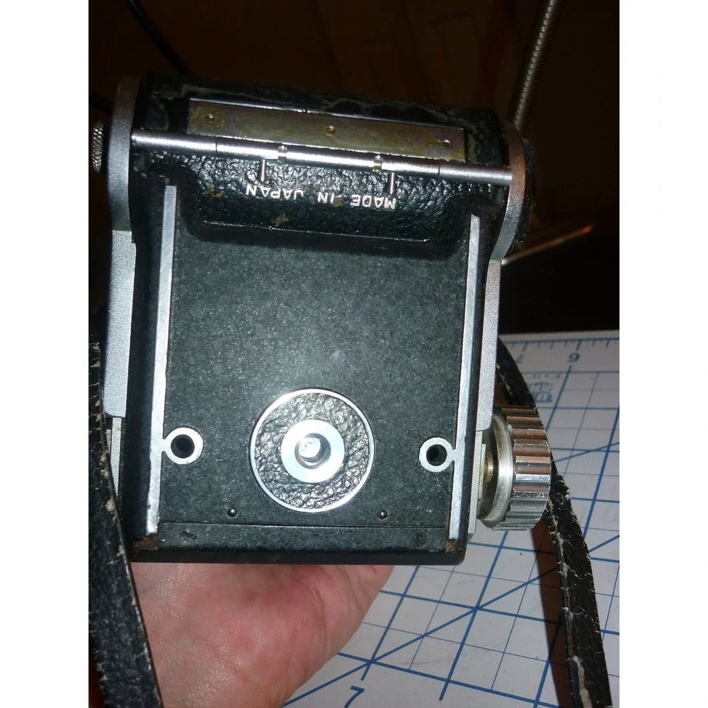 Vintage Mamiyaflex C2 Professional TLR Camera w/ 80mm f2.8 Mamiya-Sekor Lenses